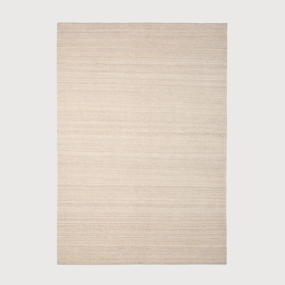 Ethnicraft Vloerkleed 'Nomad' Wol, 250 x 350cm, kleur Zand 1 Ethnicraft Vloerkleed 'Nomad' Wol, 250 x 350cm, kleur Zand