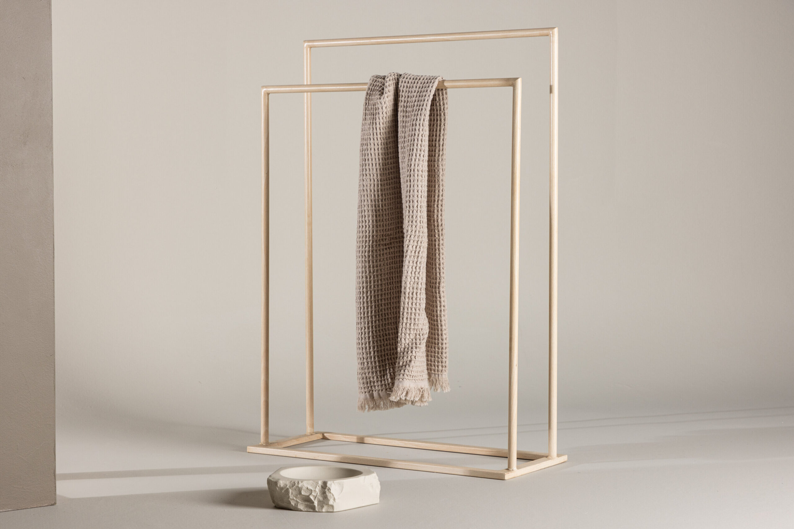 Nohr Kledingrek 'Milford' MDF, kleur Whitewash 1 Nohr Kledingrek 'Milford' MDF, kleur Whitewash