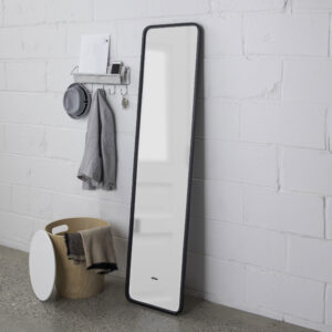 Umbra Spiegel 'Hub' 157 x 37cm, kleur Zwart